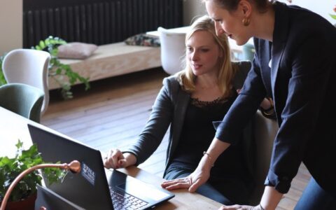 DEMYSTIFYING REPORTS: BRINGING CLARITY TO HELP YOU UNDERSTAND YOUR CLAIMANTS DEMYSTIFYING REPORTS: BRINGING CLARITY TO HELP YOU UNDERSTAND YOUR CLAIMANTS