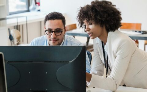 Technology as a Support Tool, Not a Replacement for Service